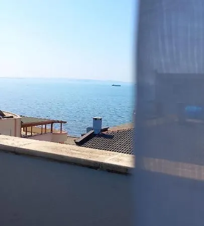 Apartment Reyna Sea View *