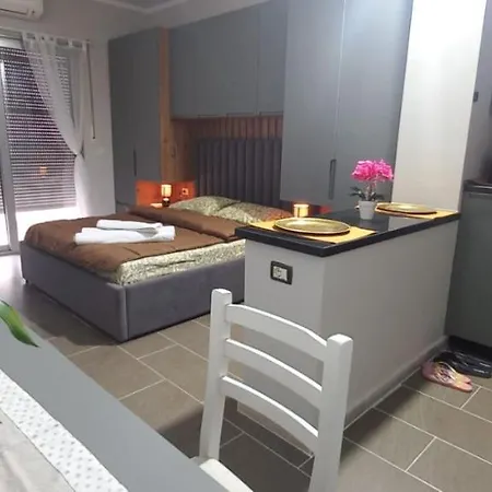 Reyna Sea View Apartment Durres